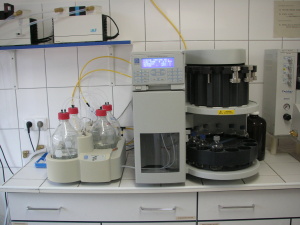 Zrychlená extrakce pevných vzorků rozpouštědly (ASE)